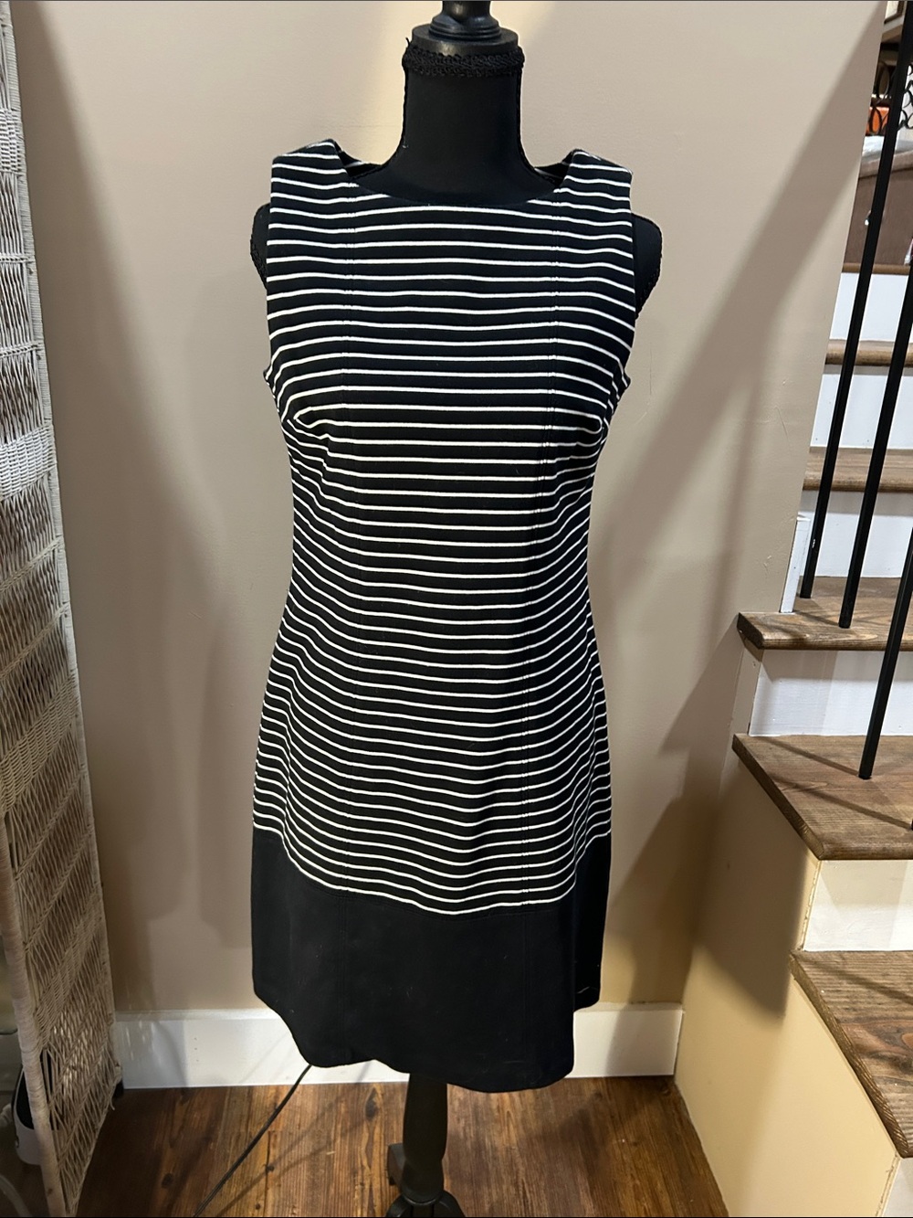 Talbots 6P Black and White Striped Sleeveless Midi Dress